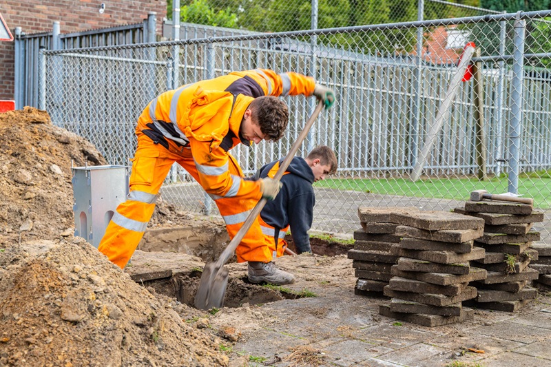 Uitrol laadinfrastructuur gaat te langzaam